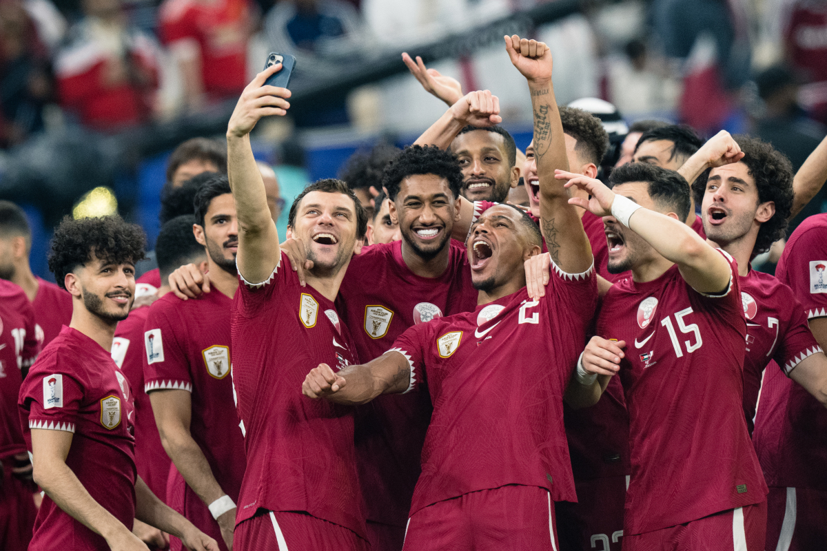 关于十人阵容，巴塞尔力克拉根差，半决赛激战的信息